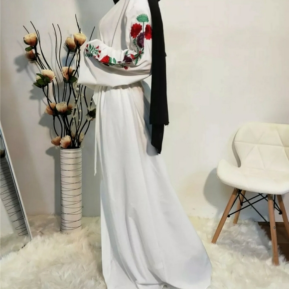 Open Abaya For Womens - Picture 2 of 4